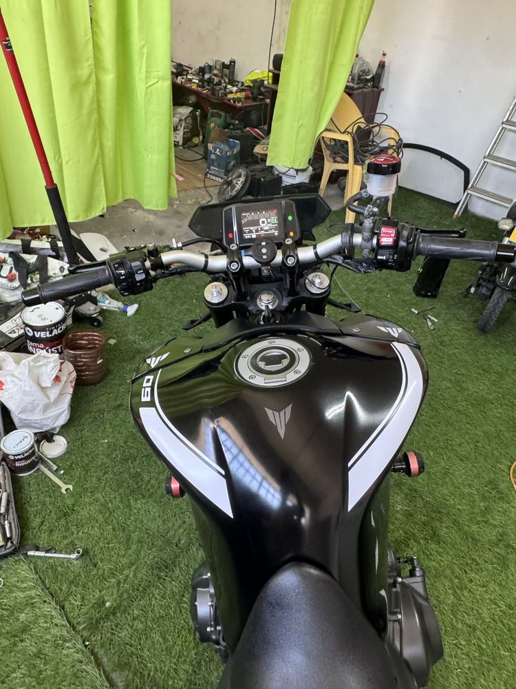 Yamaha mt-09 2022 projeto em carbono