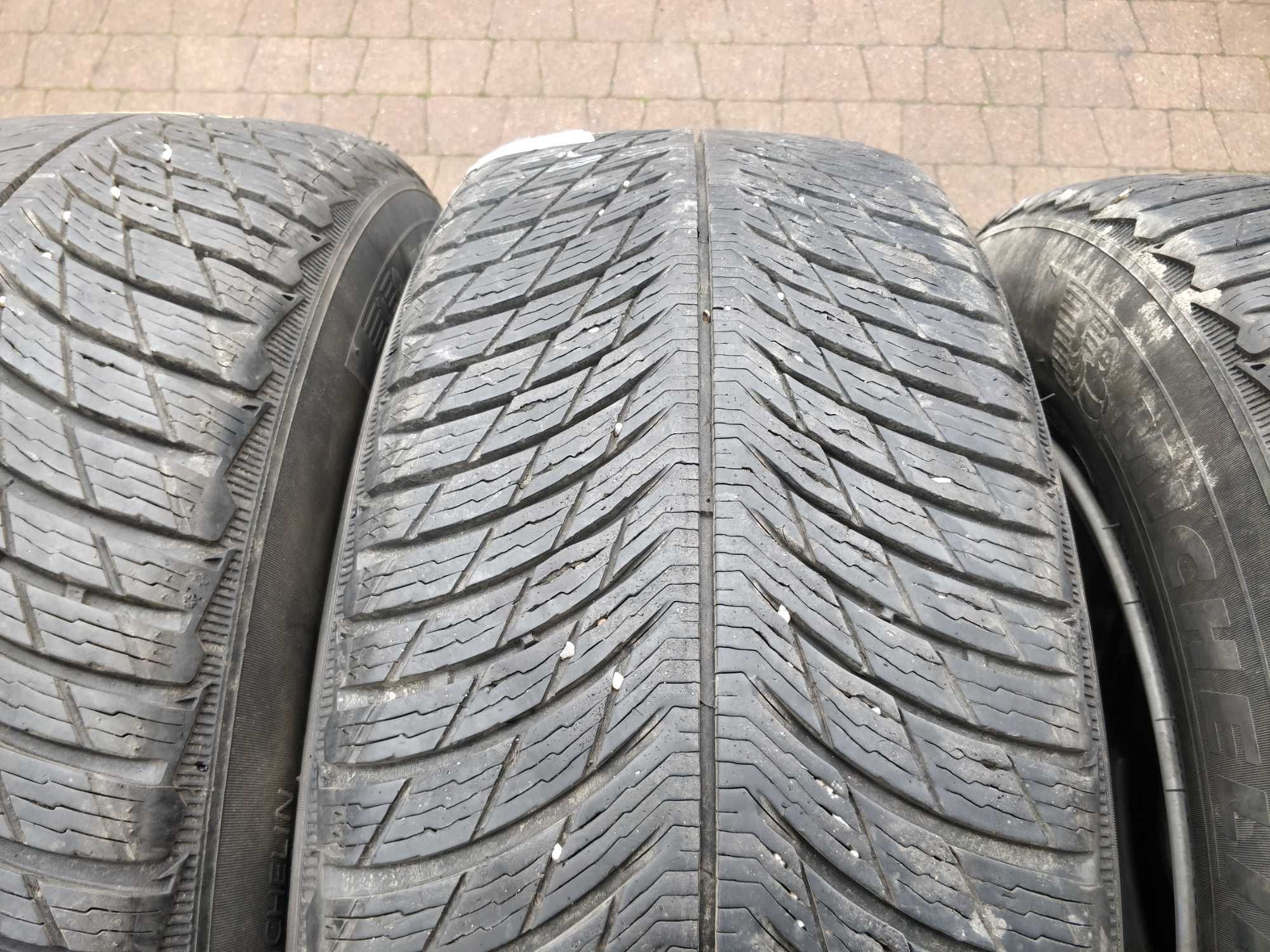 3416. Opony zimowe 235/60/17 Michelin 7.5mm cena za 2szt