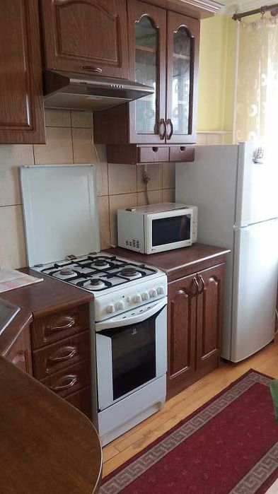 1 кім квартира подобово, вул.Торговиця,26 , р-н автовокзалу,документи