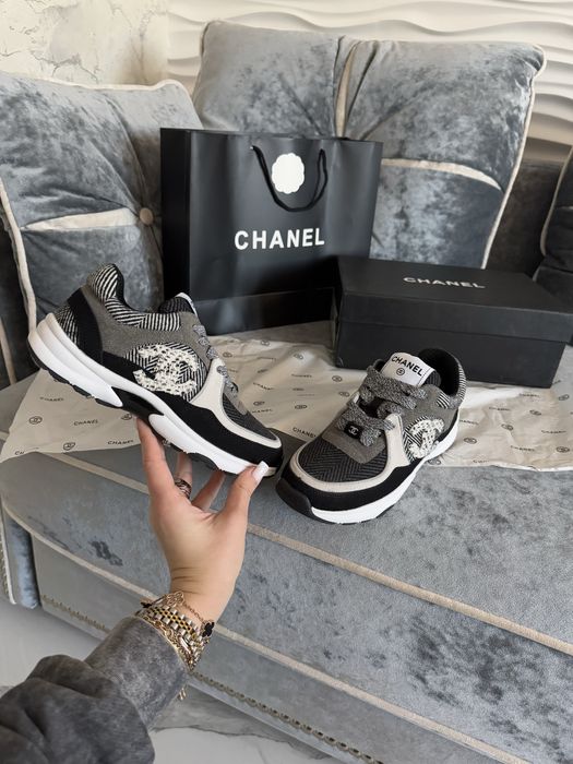 Серые кроссовки Chanel 36 размер