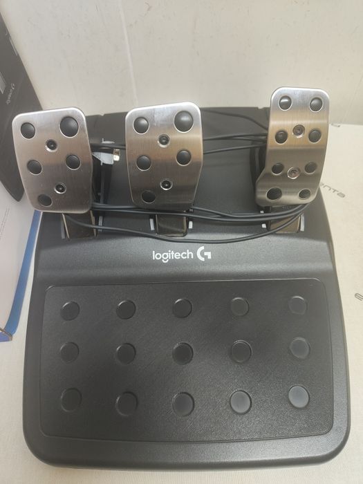 Volante + Pedais LOGITECH G29 Driving Forceracing (PS3, PS4, PS5)
