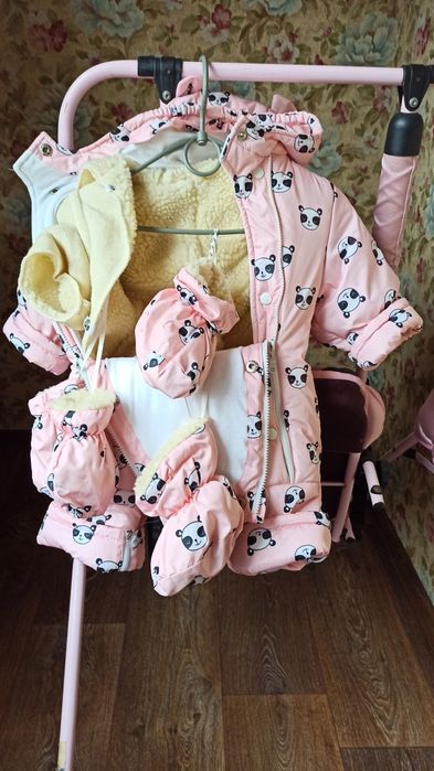 Комбинезон 3 в 1 (деми, зима, конверт) на 3-6-9 мес.