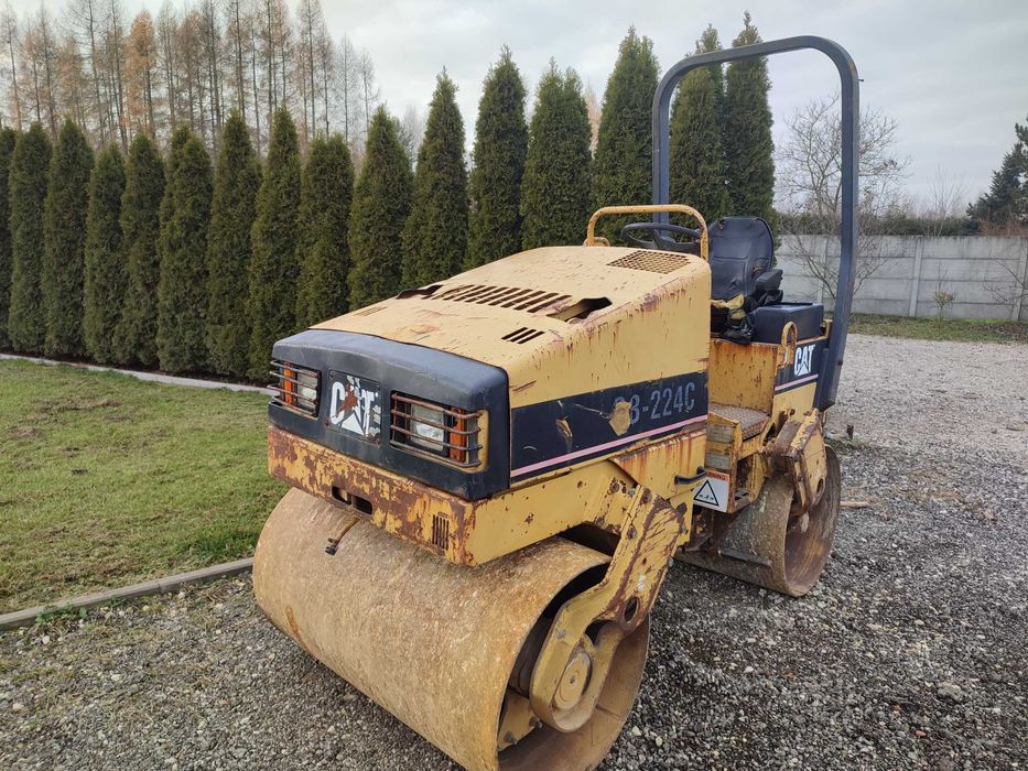 Wypożyczalnia wynajmę walec 2.5 tony cat z przyczepką