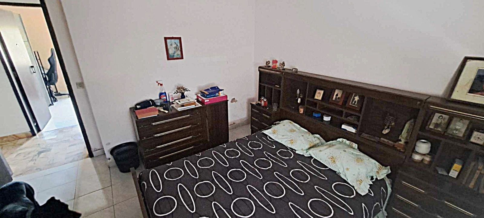 Vivenda V4 com 2.860 m² de Terreno Urbano no Centro de Tunes