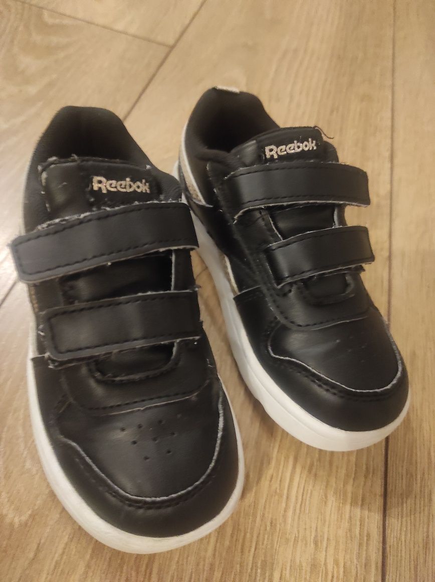 Czarne buty sportowe dla dziewczynki Reebok rozmiar 26