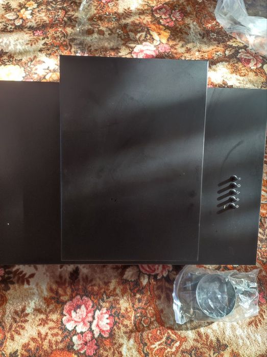 Нова витяжка ні одного разу не монтувалась