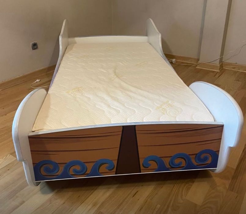 Łóżko statek piracki 160x80 z materacem
