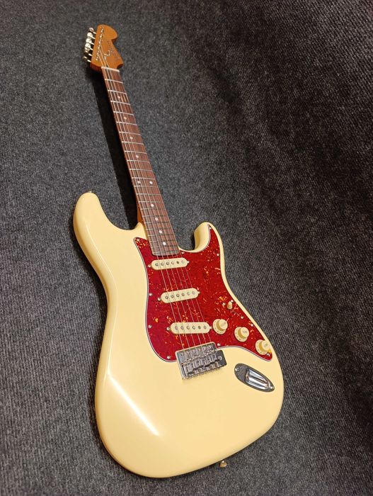 gitara elektryczna stratokaster Leszczyński guitars