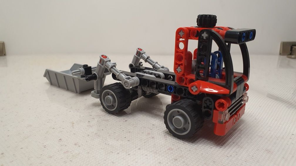 LEGO 8065 Technic - Mała ciężarówka