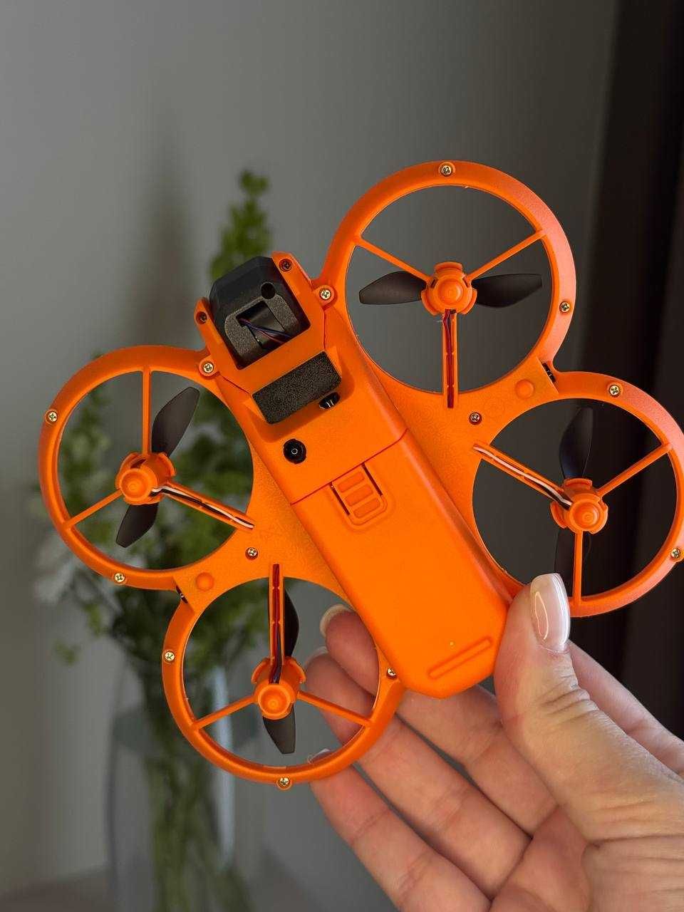 Міні квадрокоптер FPV для навчання V66 до 12 хв та 200 метрів