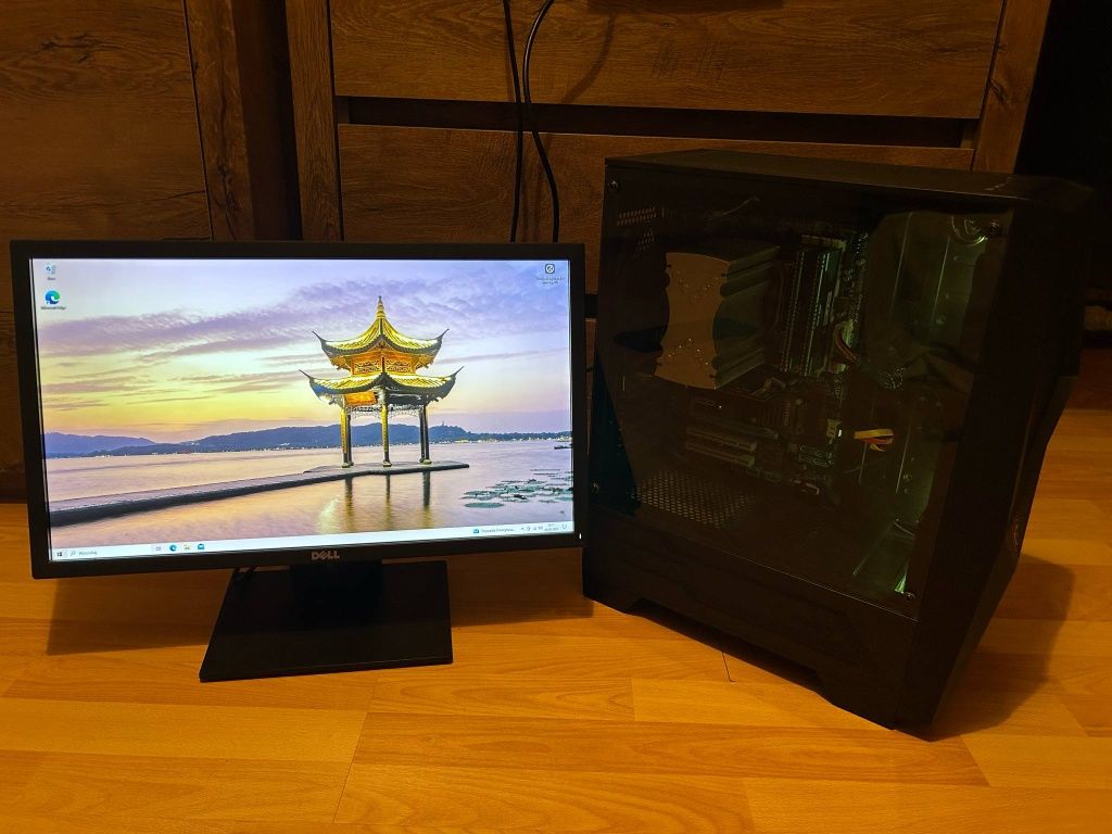 Komputer Gamingowy + Monitor