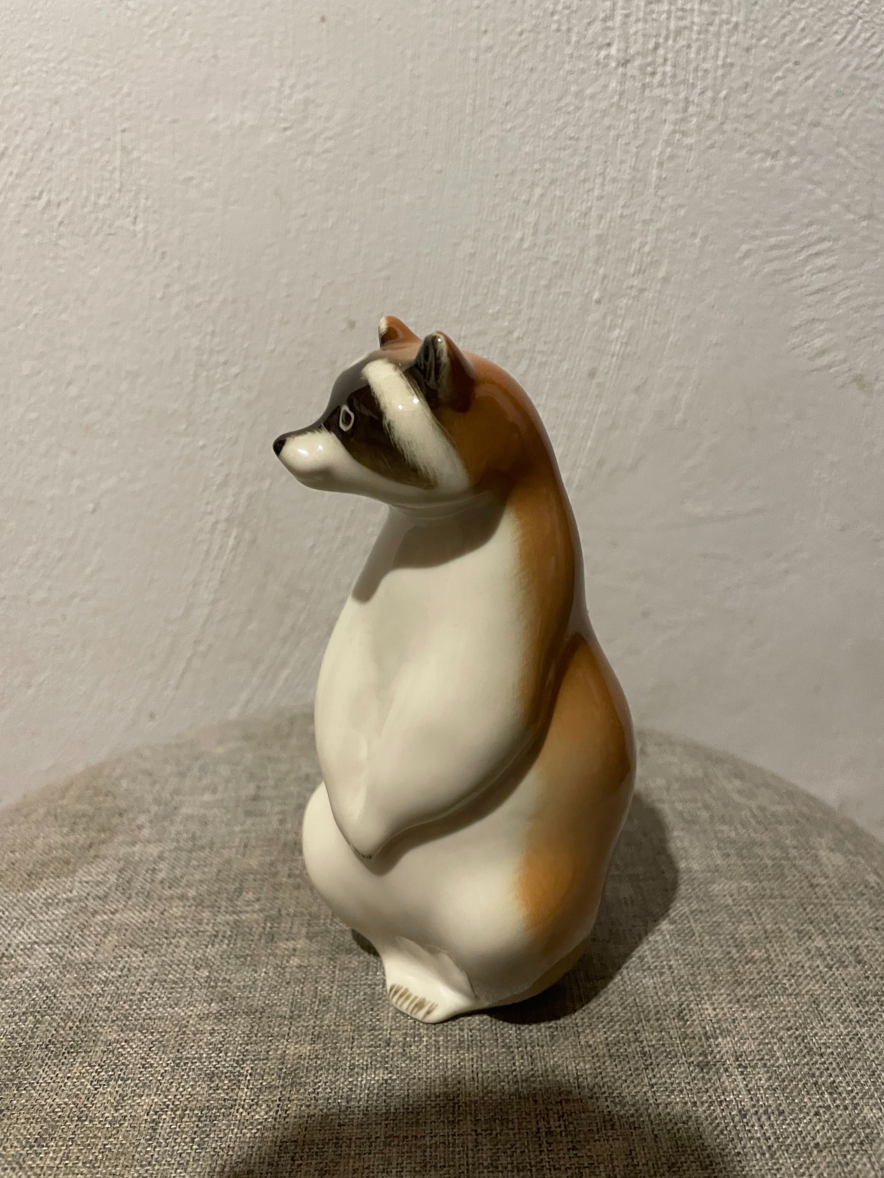 Szop panda jenot z wytwórni lomonosow porcelanowa figurka porcelana