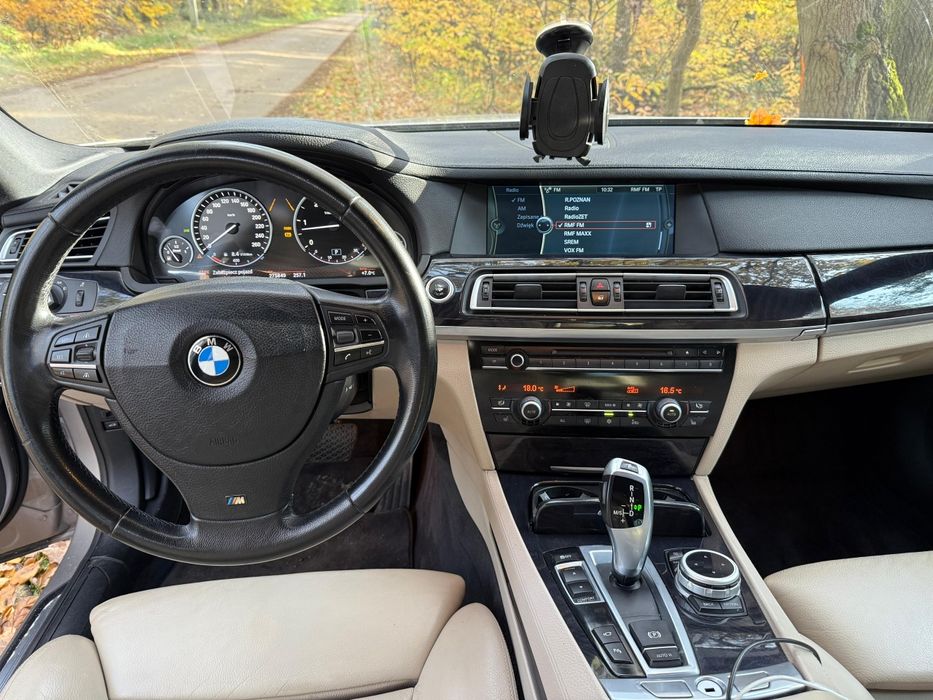 BMW F01 seria 7 730d super stan 3.0d