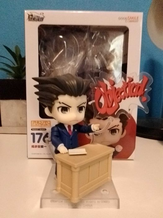 Phoenix whright nendoroid (ace attorney)