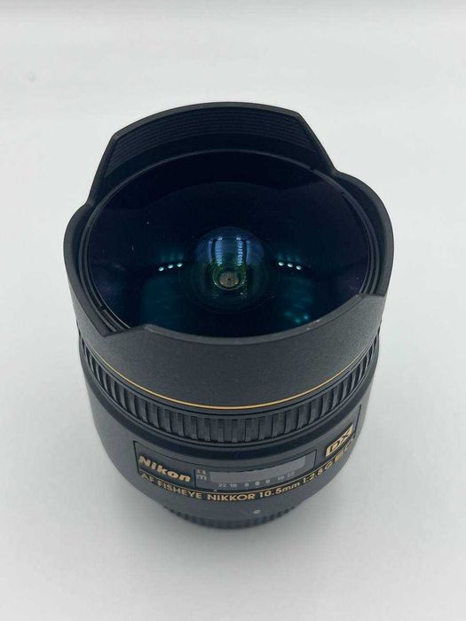 Nikkor AF 10.5mm Fisheye f/2.8G ED