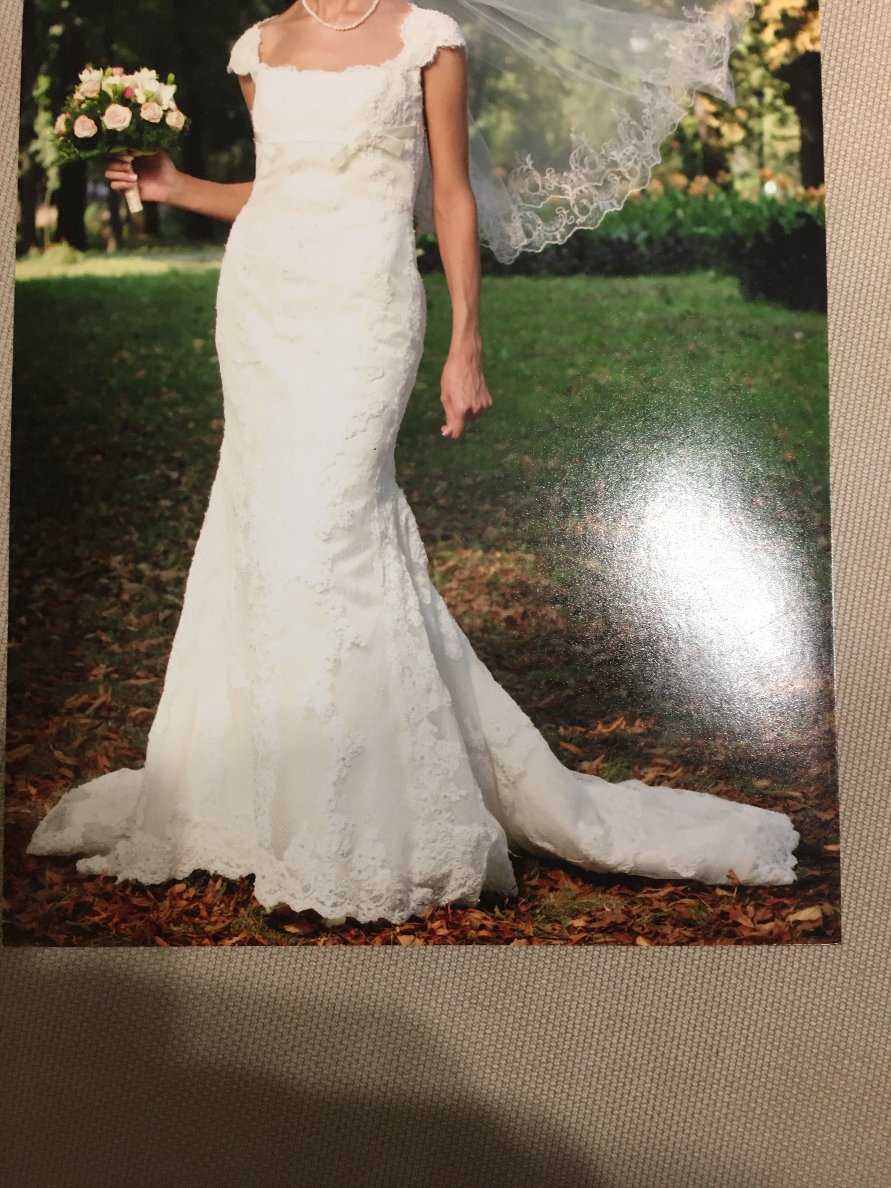 Свадебное платье фирмы Pronovias.