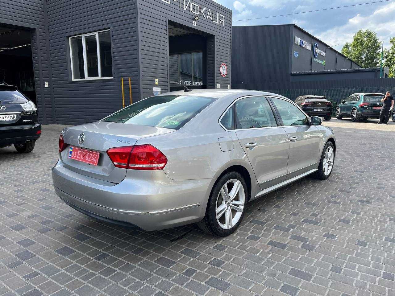 Продам отличный Volkswagen Passat B7 SEL Premium TDI 2014 г.в!