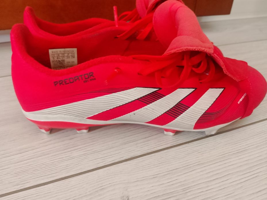 Korki adidas predator