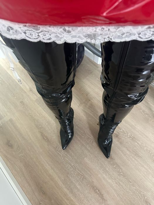 Mega długie lateksowe kozaki 41