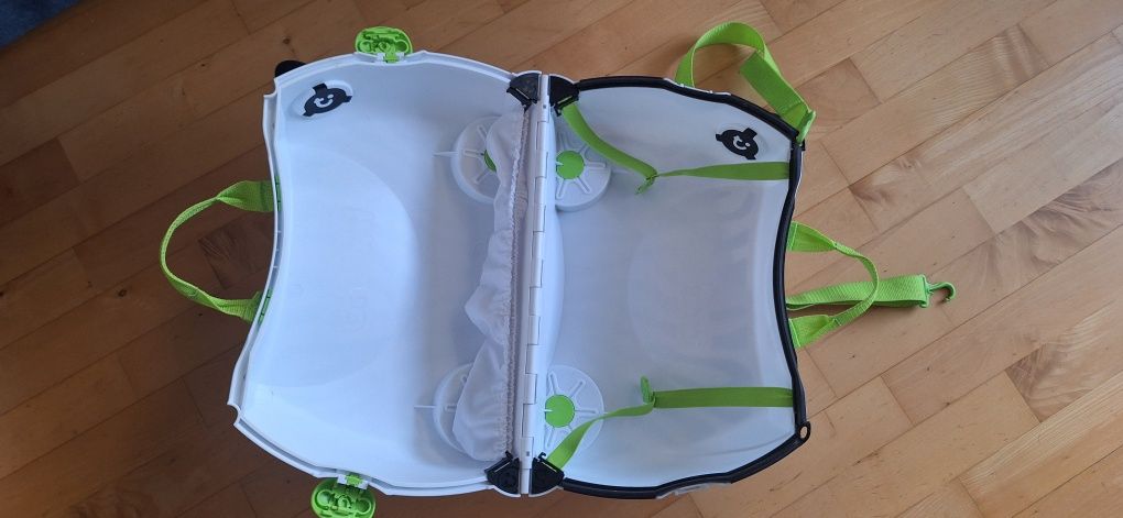 Walizka trunki  na kółkach