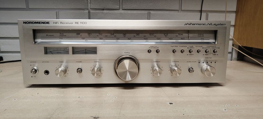 Amplituner NORDMENDE RE-1100 Philharmonic hi-fi stereo