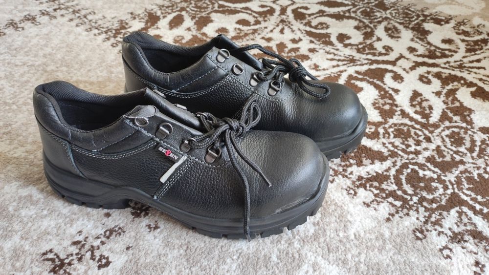 Черевики робочі, спецвзуття