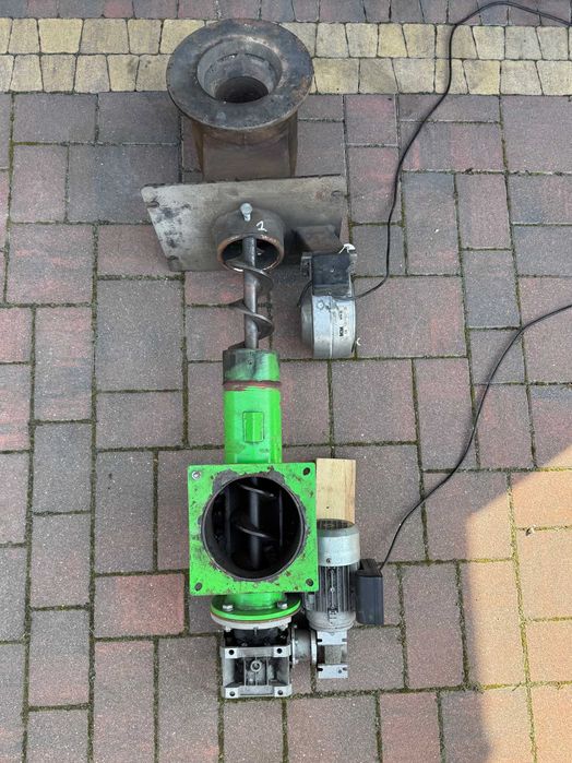 Podajnik do pieca HEF