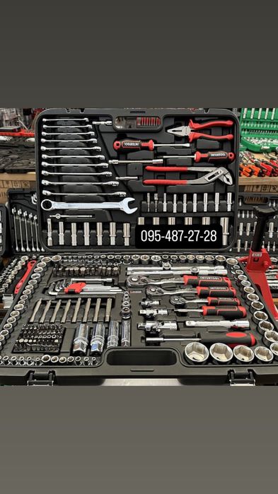 Набір інструментів на 233 од. INTERTOOL ET-8233 серия STORM Cr-V