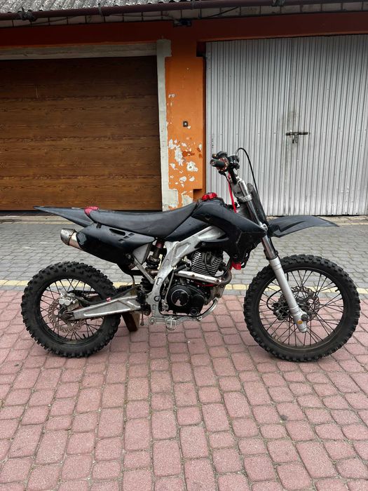 Cross Loncin 200cc