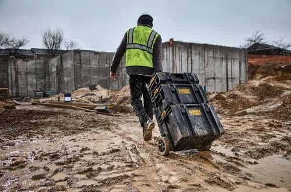 Комплект ящиков DeWalt 2.0 / ящик на колесах Девольт DWST83402