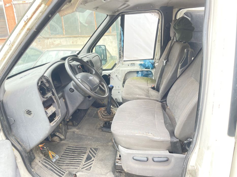 Ford transit 7osob + skrzynia 4,2m