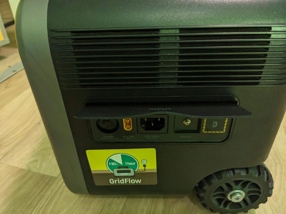 Зарядна станція Zendure SuperBase Pro 1500 - практично новий