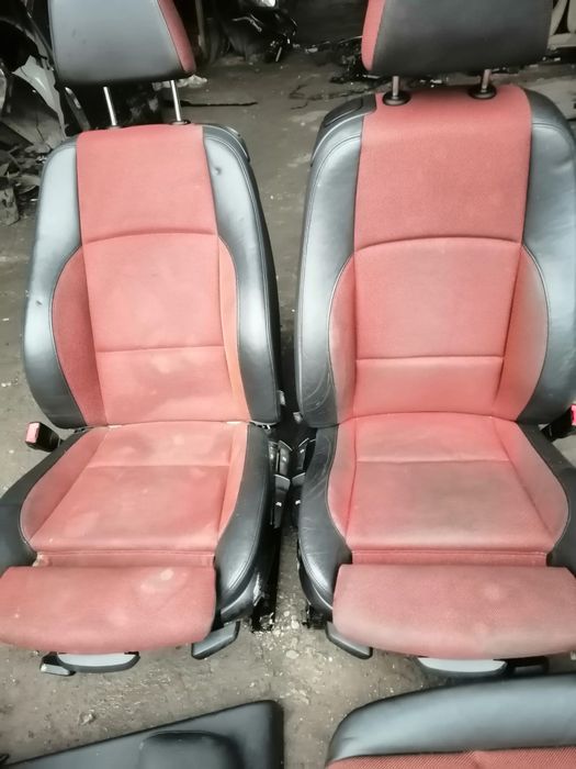 Wnętrze Fotele BMW E88 Cabrio M-pakiet Połskóra Czerwona Wysyłka