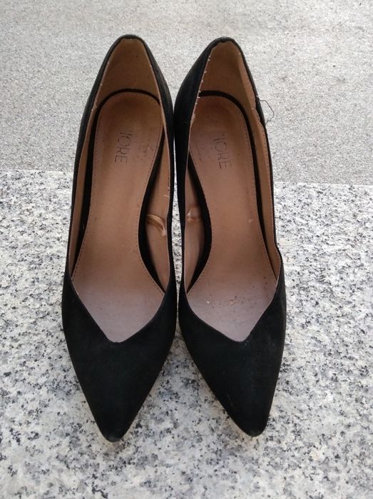 Czarne szpilki zamsz 38 Fiore