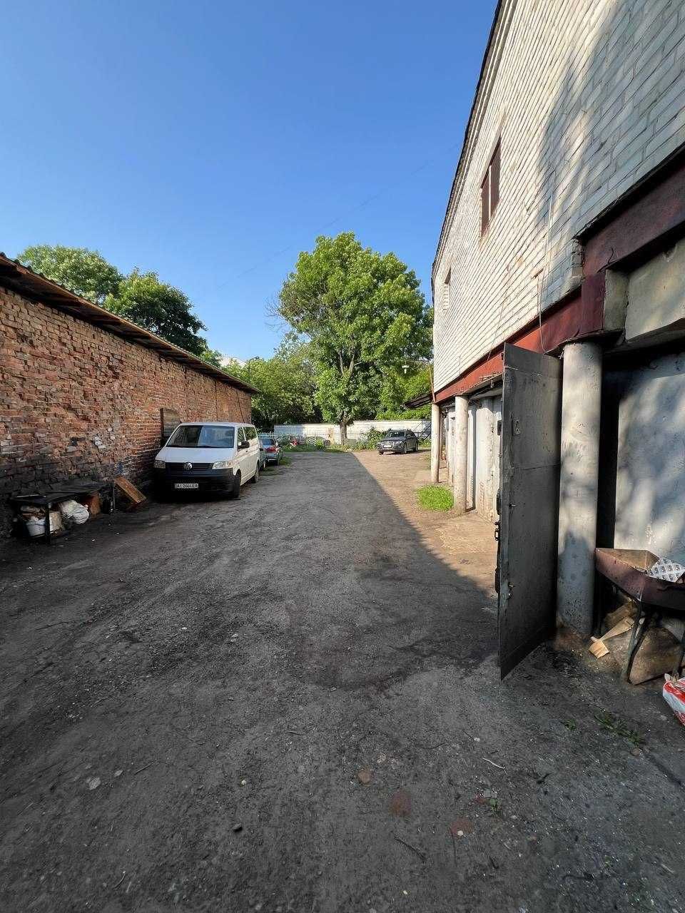 Продаж цегляного гаражу на 2 машини бічна вул.Чупринки