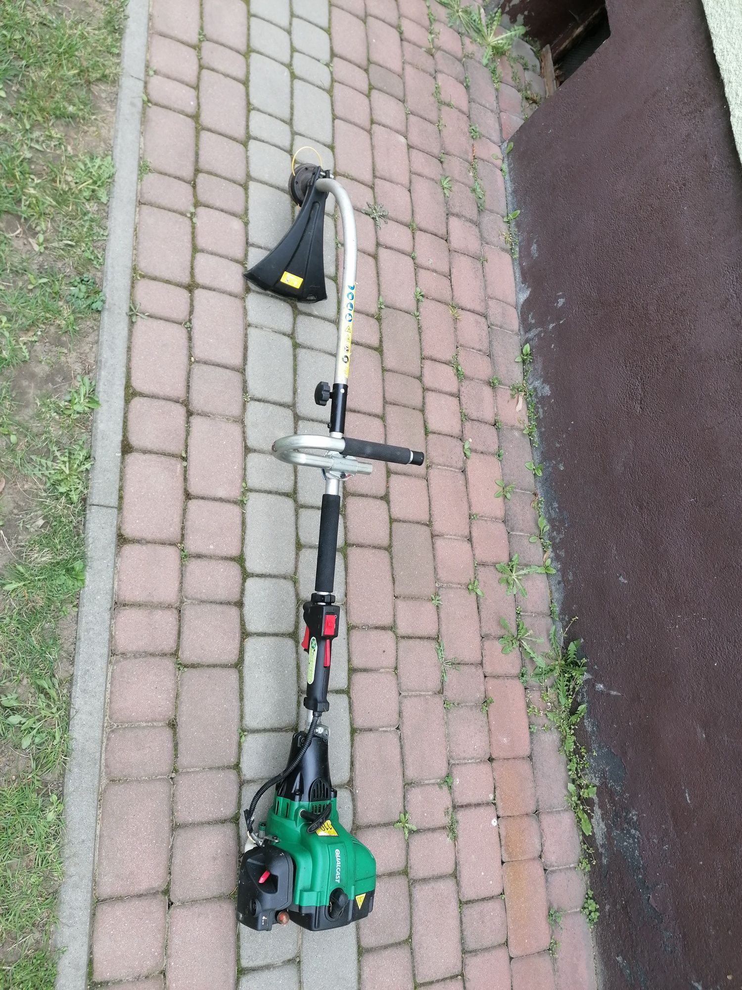 Podkaszarka Qulcast