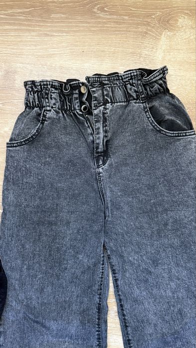 Дитячі джинси 154 розмір