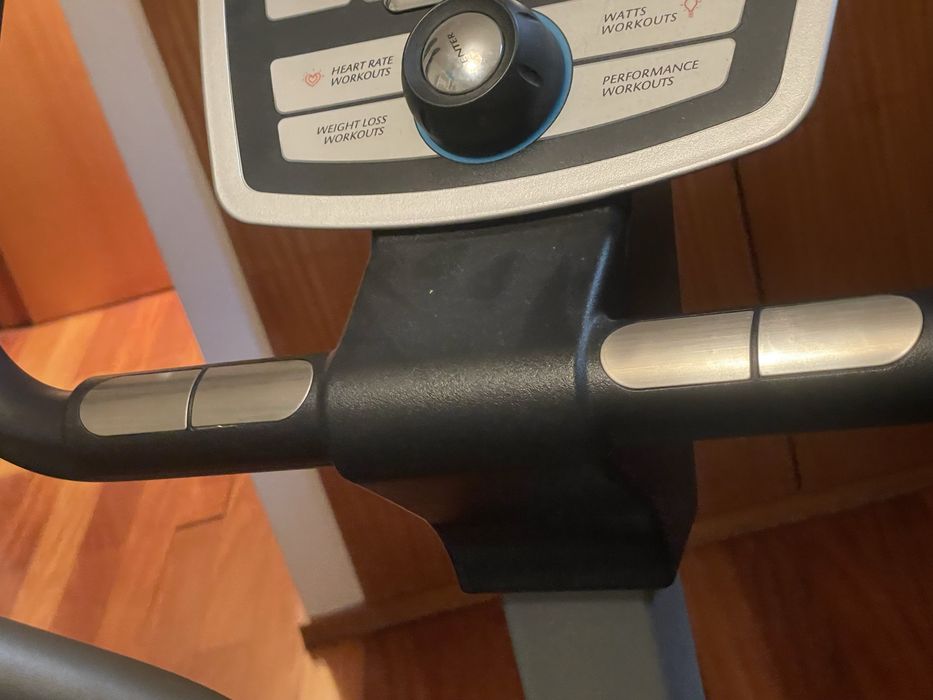 Eliptica norditrack E 4.1 com o cabo de alimentação como nova