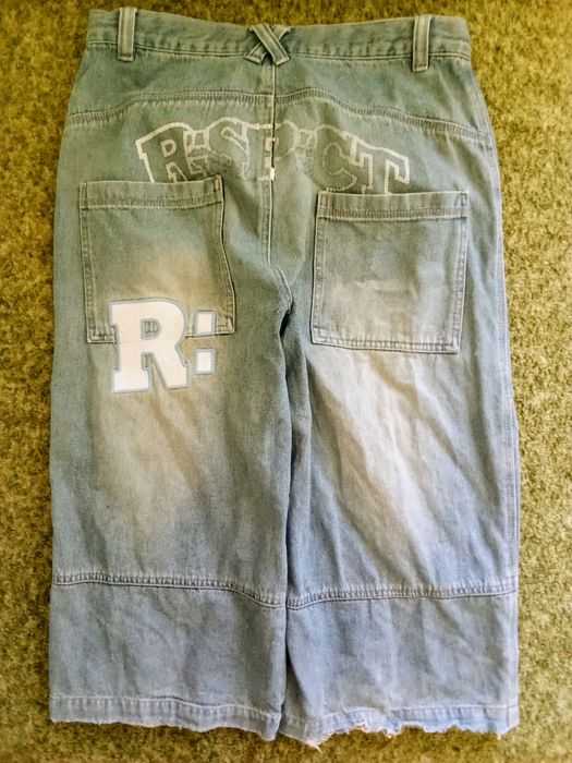 baggy rap shorts respect