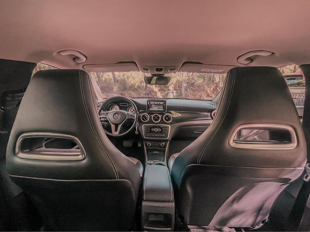 Mercedes Benz CLA 220