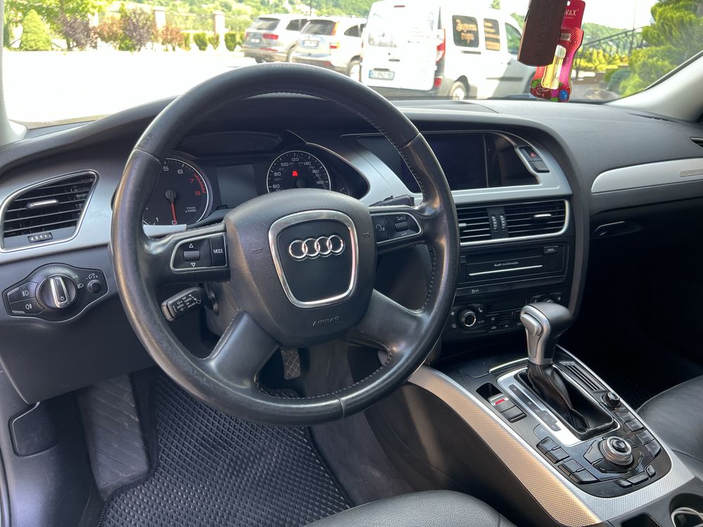 AUDI a4/b8 quattro 2.0 tfsi 2010