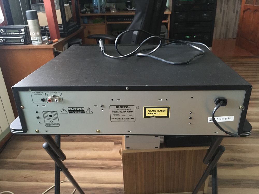 Onkyo DX-C110 Odtwarzacz CD 6CD zmieniarka tacka szuflada