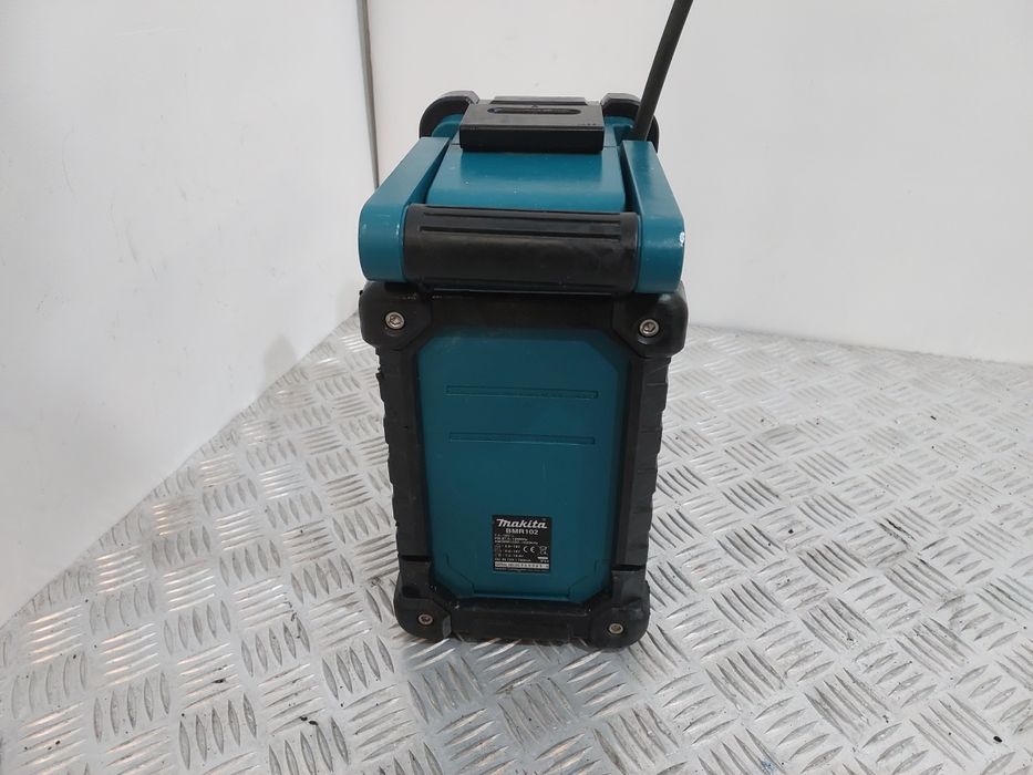 Акумуляторний радіоприймач Makita DMR 102