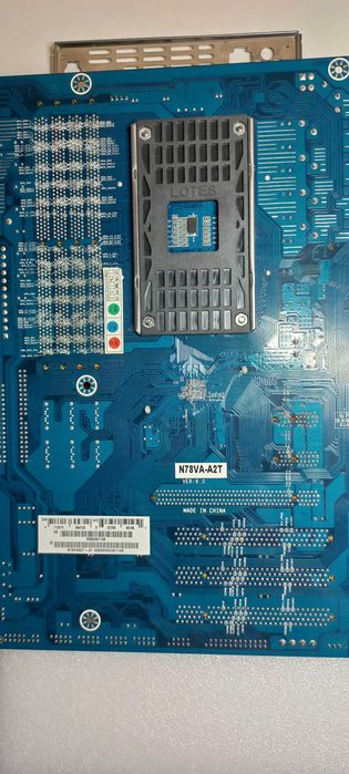 Biostar TF720 A2+ Athlon II X2 240 + кулер+1Gb