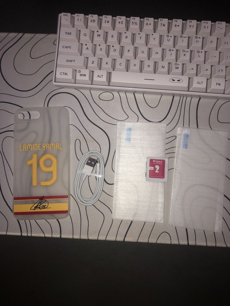Etui Lamine Yamal iPhone 8 Plus + ładowarka + 2x szkło hartowane