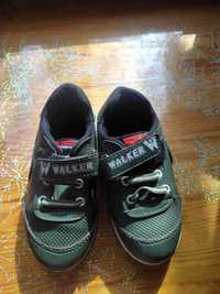 Дитячі кросівки Walker 25 розмір
