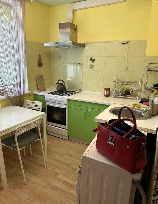 1-кімнатна квартира на Деревянко (404531)