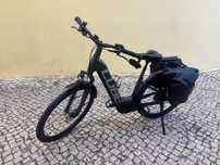 Bicicleta CUBE Kathmandu Hybrid ONE