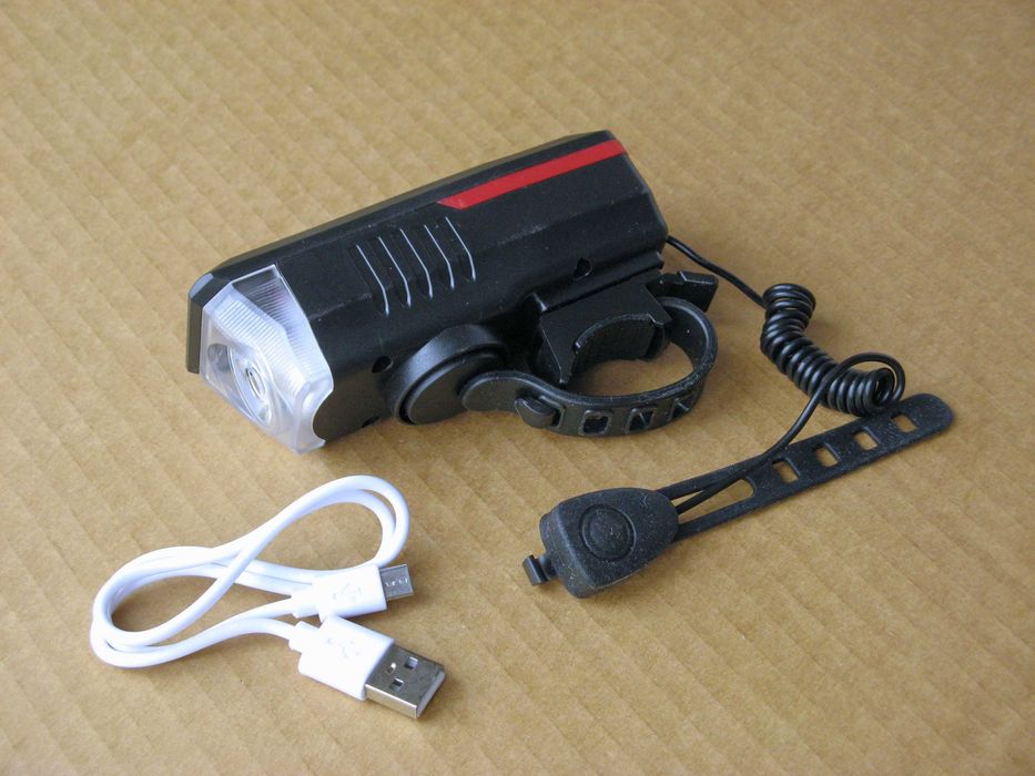 Велофара с солнечной батареей и звуковым сигналом