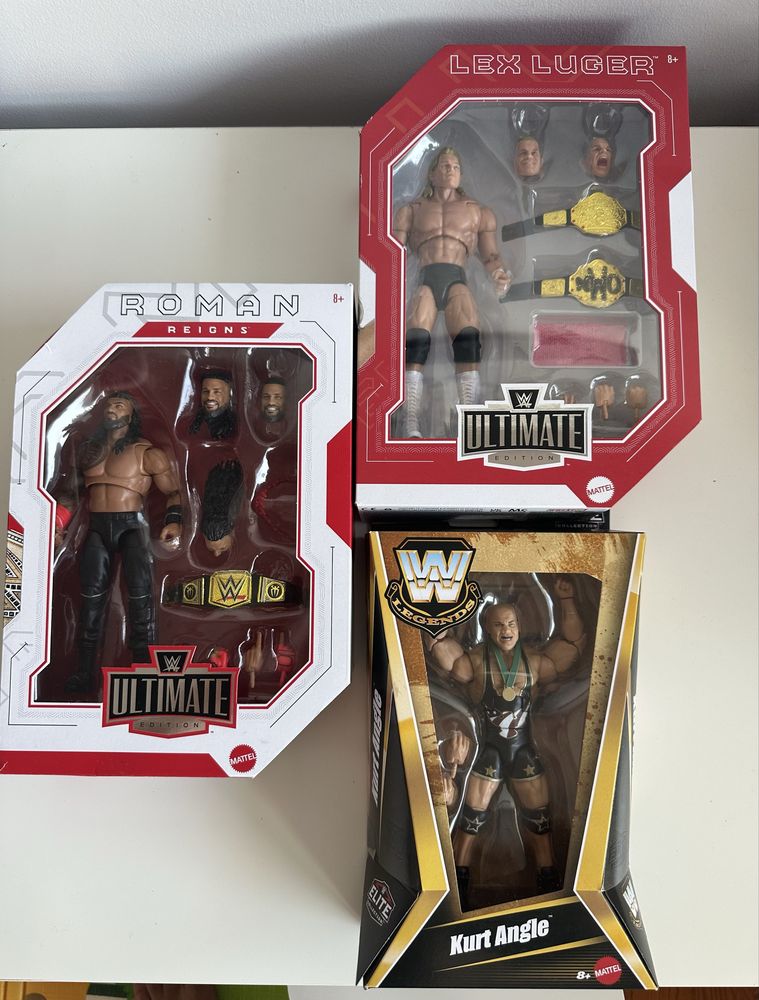 Figuras WWE edições limitadas